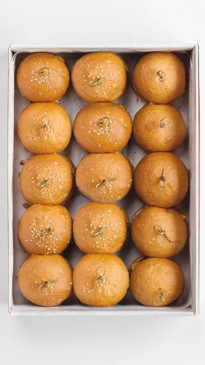 Surtido de mini hamburguesas — pollo y ternera