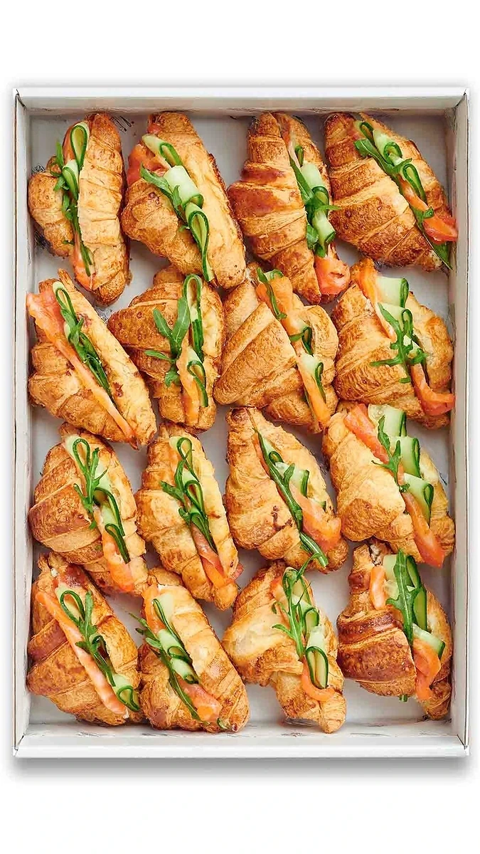 Mini croissants de salmón