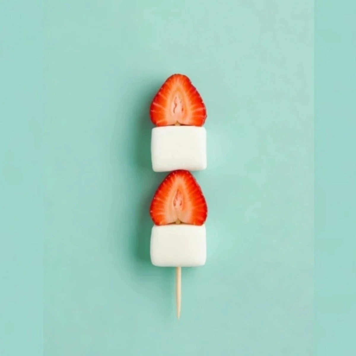 Brocheta de fruta fresca