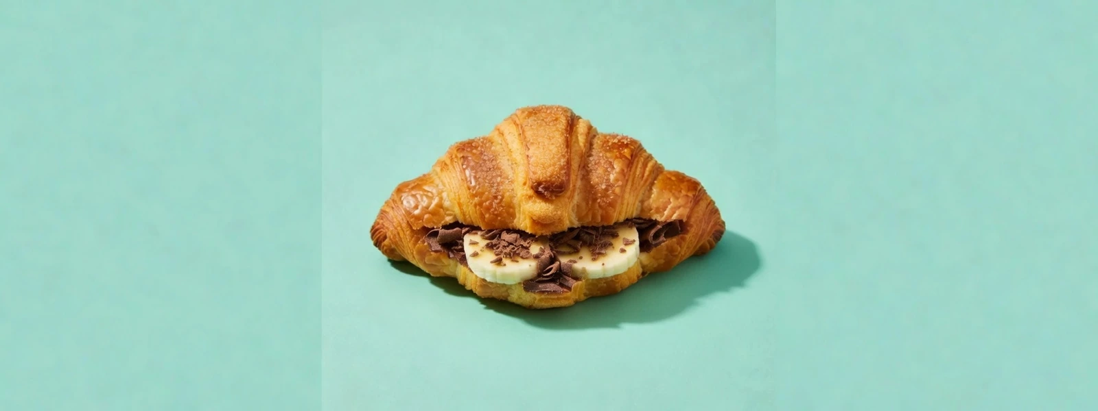Mini cruasán de chocolate y plátano