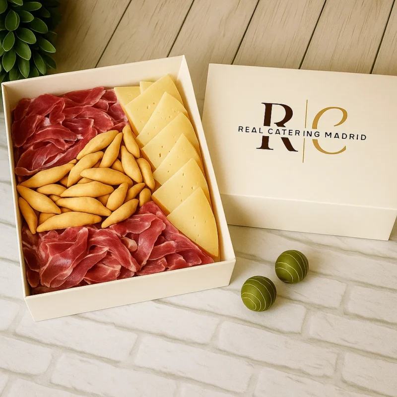 Bandeja Aperitivo Ibérico & Manchego — jamón ibérico, queso y picos